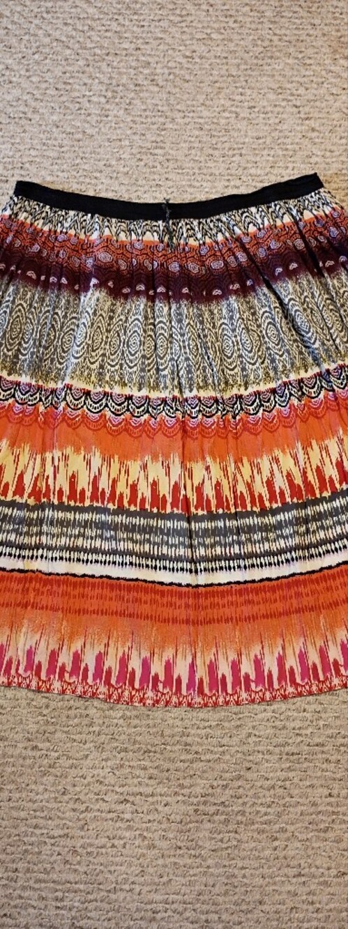 Pleated Multicolor Patterned Women's Skirt - Orange and Black Accents